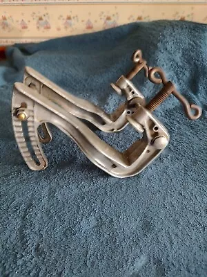 64EA-9008A Montgomery Ward Outboard Sea King Transom Clamps • $25