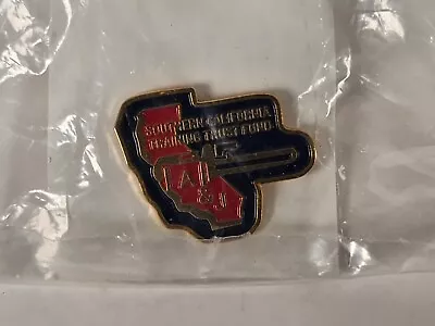 UA Plumbers SteamfittersRefrigeration Union Pin So Cal Training Trust Fund NEW • $39.95