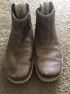 Mens Ugg Boots Size 9.5 Syle: Aiden Color: Chestnut  • $10.50