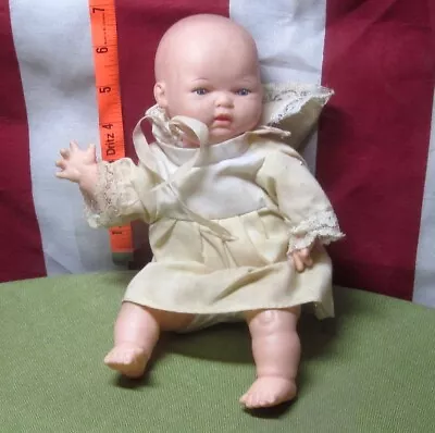 PLAY-VOGUE INDUSTRIAL Vtg Baby Doll 1960s Girl W/ Dress New Orleans  • $25