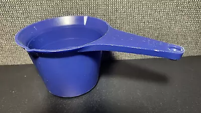 Vintage Foley 8 Oz. PLASTIC MEASURING CUP Standard/Metric Royal Blue ~ • $7.99