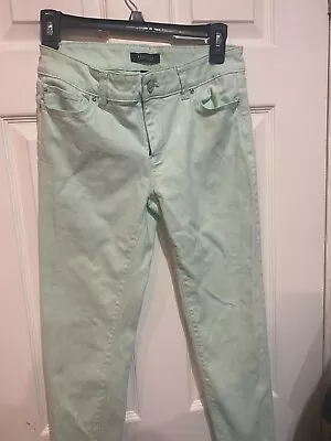 Ladies Whitehouse Blackmarket Mint Green Jeans Size 4 • $18