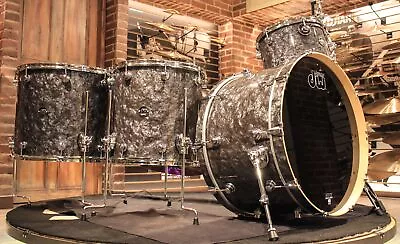 DW Performance Series 4-pieces Black Diamond (24-13-16-18) Drum Set - New! • $2958