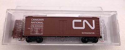 N Scale Micro-Trains 40’ Double-Sheathed Wood Reefer Canadian National CN 205340 • $12