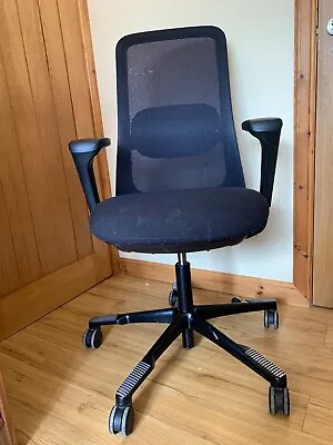 HÅG SoFi 7500 Mesh Back Ergonomic Office Chair In Black  ~  Pre Owned • £200