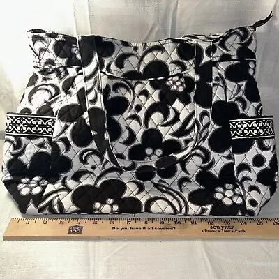 Vera Bradley Black And White Purse • $10