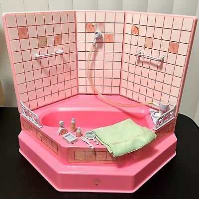 VTG 1990 Barbie Pink Sparkles Beauty Bath Mattel Playset #5156 Pumps Water • $21.95