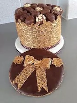 Edible Large Sugar Lace 4 Cake Cupcake Birthday Anniversary Wedding Engagement  • $15.11