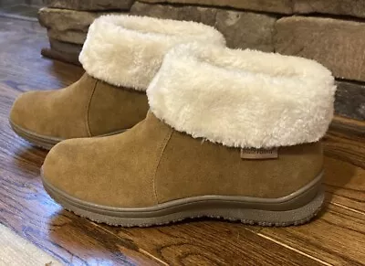 Minnetonka Suede Ankle Boot With Faux Fur Lining New • $45