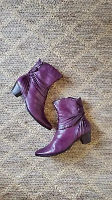 $79.99 • Buy Everybody BZ Moda Violet Purple Pleated Leather Block Heel Ankle Boots Women 8