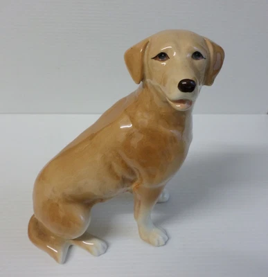 £10 • Buy Vintage Melba Ware Figurine Of A Golden Labrador- Sitting Down - Good Condition