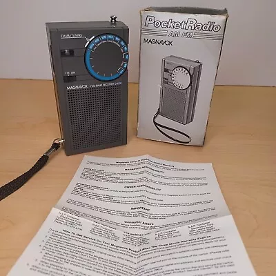 Vintage Magnavox Pocket Radio- AM/FM D1000 Transistor Radio- New Open Box • $32.99