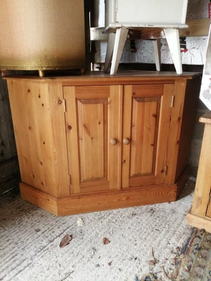 £40 • Buy Pine Corner Cupboard TV Unit