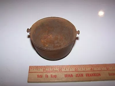 Vintage Antique Miniature Cast Iron Handled Pot - Marked 110 - Salesman Sample ? • $40