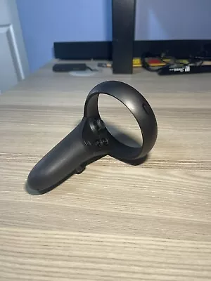 Oculus Quest 1 / Rift S Controller - Genuine - Left • £45