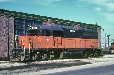 Milwaukee Road 2056 __ORIGINAL TRAIN SLIDE • $5.50