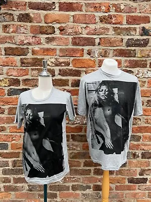 Grey Kate Moss Topless Jeans Smoking Fashion Icon T-shirt Slim Unisex SMLXL • £8.99