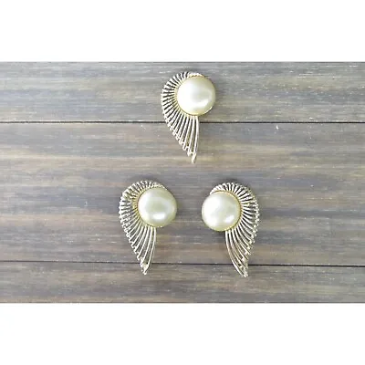 Vintage Earring Brooch Lot Faux Pearl Gold Tone Nautical Marked SC • $12