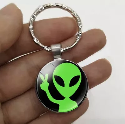 New: UFO Collection: Retro Round Alien Key Chain • $3.99