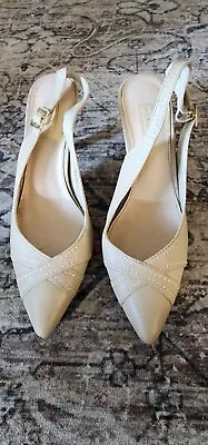 Ladies  Merona Heels Excellent Condition  Shoes Size 6 • $20