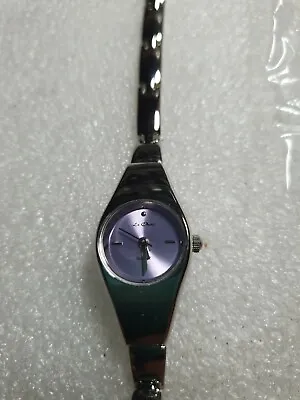 Le Chat Ladies Watch. Silver Bracelet Purple Dial Silver Case. New. • £1.79