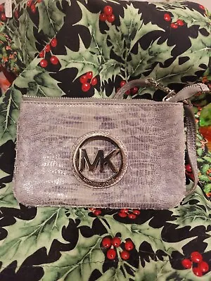 Michael Kors Fulton Gray Snakeskin Wristlet Wallet Clutch • $12