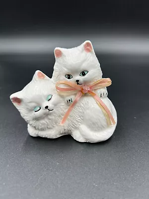 Vintage White Persians Kittens Textured Ceramic High Gloss Trippies Inc. 1990 • $18.99