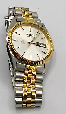 Vintage Two Tone Seiko Stainless Steel Quartz Men's Watch • $12.99