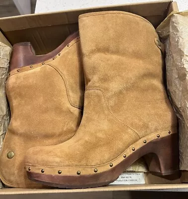 Ugg Lynnea Boots Women Size 9 • $50