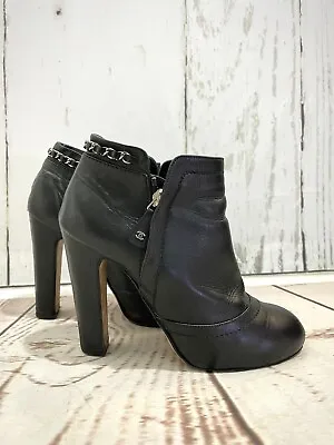CHANEL BLACK LEATHER SHORT ANKLE BOOTS STACKED HEEL WOVEN CHAIN Size 38 • £90