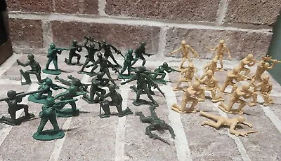 Army Men Toy Soldiers Lot Vintage Green  & Tan Plastic Miniature Toys Minifigure • $15