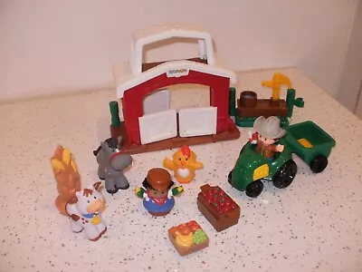 FISHER PRICE LITTLE PEOPLE     BARN/FARM   Playset WITH FIGURES TRACTOR ECT • £14.99