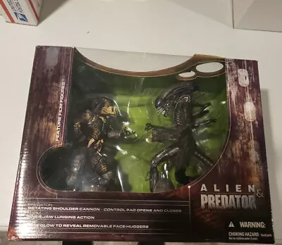 Alien And Predator Deluxe Boxed Set Movie Maniacs Series 5 McFarlane Toys Sealed • $84.95