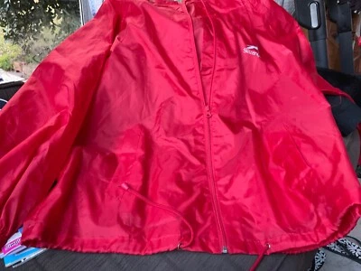 $20.21 • Buy SLAZENGER RED HOODED UNISEX POLYESTER PARKA/WINDBREAKER Size L Unwanted Gift