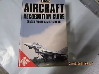 Janes Aircraft Recognition Guide 1st 2002 • £3