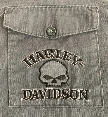 Harley Davidson Motorcycles Shirt Mens 2XL Button Up Skull Mechanic XXL Gray • $45