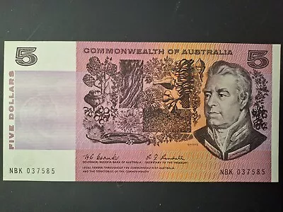 $5 Austral'n Bank Note 1st Signature Issue 1967 Coombs/Randall NBK 037585 • $230