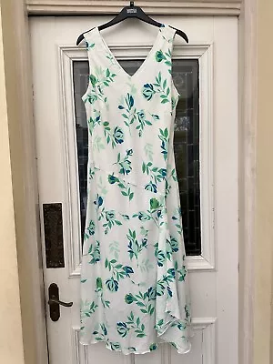 Vintage Style Bon Marché Bias Cut Sleeveless Floral Dress Size 18 • $31.57