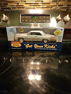 Route 66 1962 Pontiac Catalina 1:18 Scale Diecast Model Silver Get Your Kicks • $70