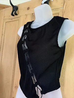 £3 • Buy Black Sleeveless Top. Front Lace Up Detail By Princess Polly Size 14