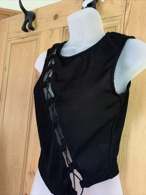 £3 • Buy Black Sleeveless Top. Front Lace Up Detail By Princess Polly Size 14