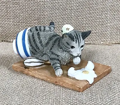 Vintage 1996 Ain’t Misbehavin What's Cooking Naughty Gray Tabby Cat Figurine • $12