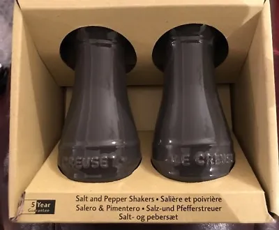 Le Creuset Salt And Pepper Shakers -GREY ( NEW) • £29.99