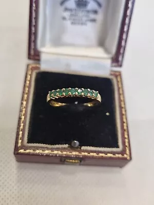 18ct/750 Emerald  Eternity Ring Size   O  • £295