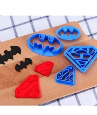 £3.75 • Buy Super Hero Set Of 4 Superman / Batman COOKIE Fondant Cutters
