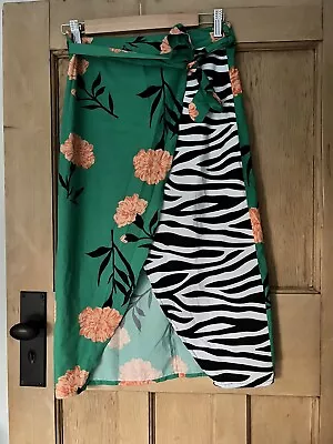 Influence Flower And Zebra Pattern Skirt Size 10  • £5