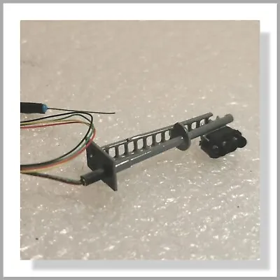 3 Aspect Oval LED Signal 36mm Painted Grey 12v (1pcs) - N Gauge • £7.29