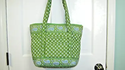 VERA BRADLEY VILLAGER ZIP TOTE Apple Green 12 X 14 X 4 GUC • $21.99