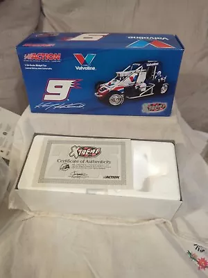 KASEY KAHNE  #9   2005 CHILI BOWL VALVOLINE MIDGET    1/24 ACTION. Still Sealed • $30