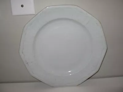 T & R Boote White Sydenahm Dinner Plate 10  Diameter  England VGC  • $14.99